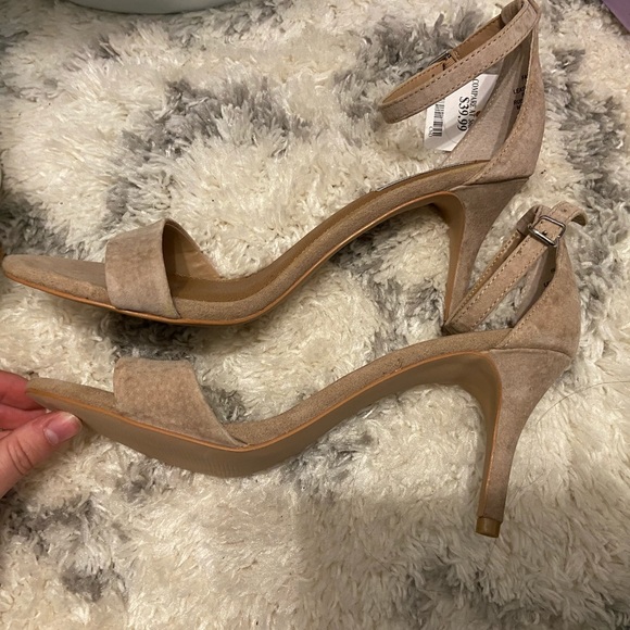 Steve Madden heels 👠 - Picture 2 of 4